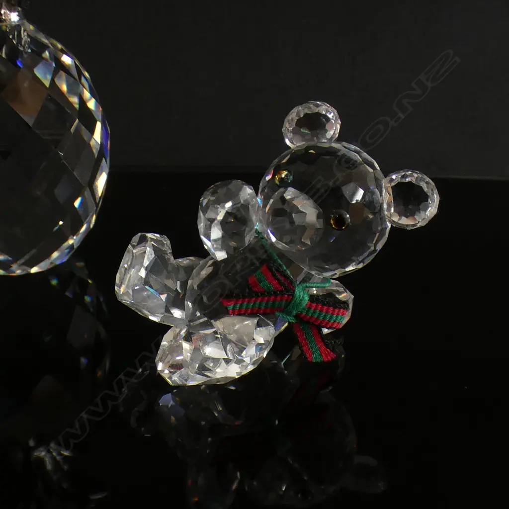 4 SM SWAROVSKI CRYSTAL PCS; PINEAPPLE (H48MM),  SET 3 FIR TREES, SWAN & TEDDY BEAR  EACH IN ORIGINAL BOX Image 1++