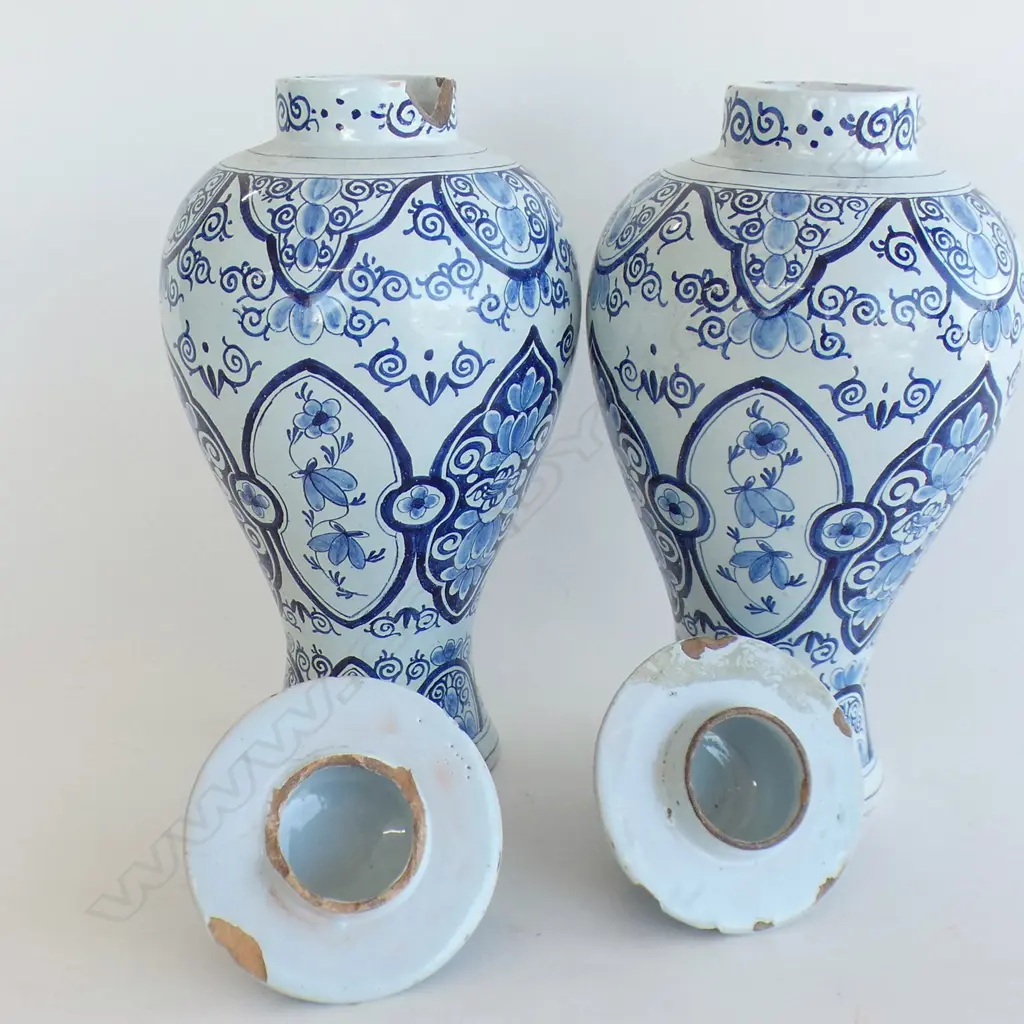 PR VINGAGE B/W LIDDED GINGER JARS H.320mm SOME DAMAGES + JUG Image 1++