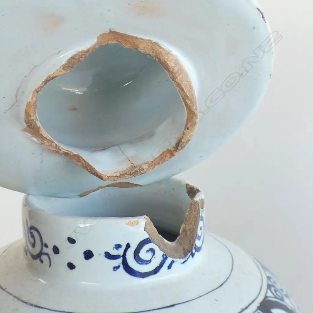 PR VINGAGE B/W LIDDED GINGER JARS H.320mm SOME DAMAGES + JUG Image 1++