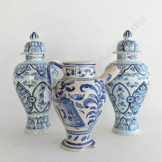 PR VINGAGE B/W LIDDED GINGER JARS H.320mm SOME DAMAGES + JUG