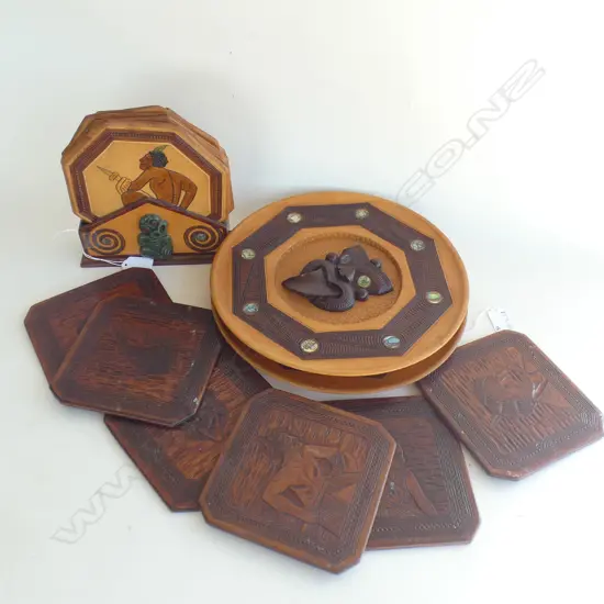 ASST. MAORI ITEMS; PR PLATES, 12 PLACEMATS & STAND