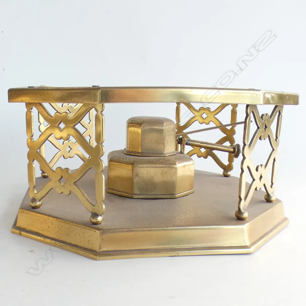 OCTAGONAL BRASS KETTLE ON STAND 230mm dia Image 1++