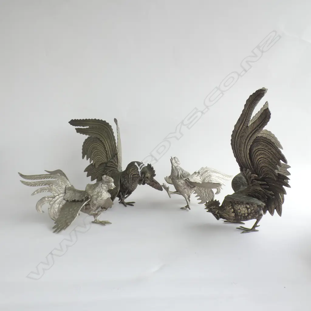 FOUR VINTAGE WHITE METAL ROOSTERS Image 1++