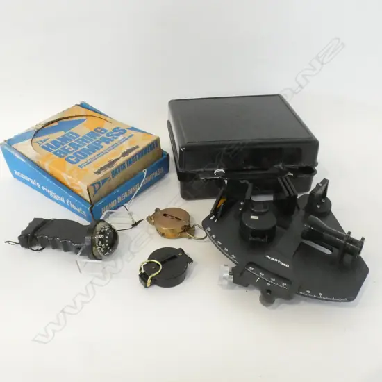HAND BEARING COMPASS/EBBLO SEXTANT + COMPASSES