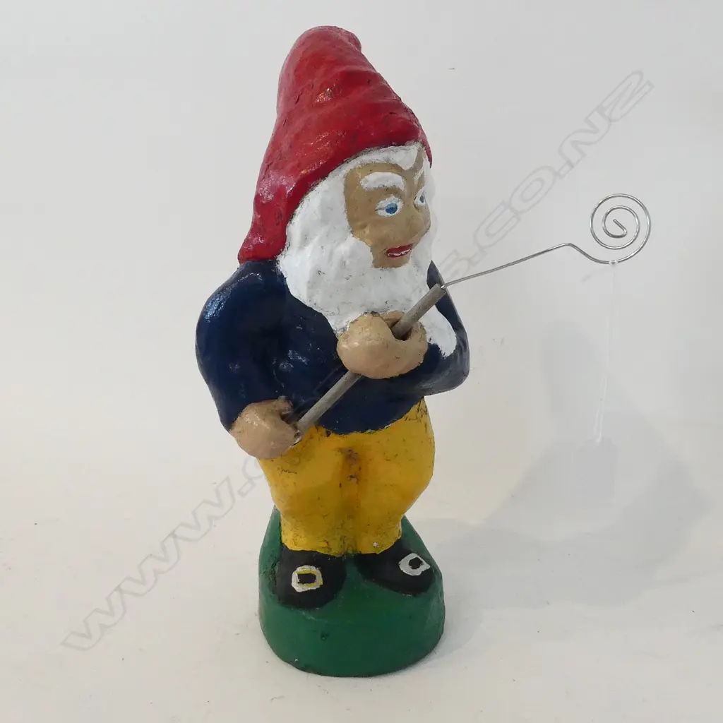 PAINTED CONCRETE GARDEN GNOME H.330mm Image 1++