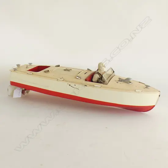 VINTAGE AMERICAN LIONEL-CRAFT JET BOAT MODEL (NO ENGINE) L.420mm