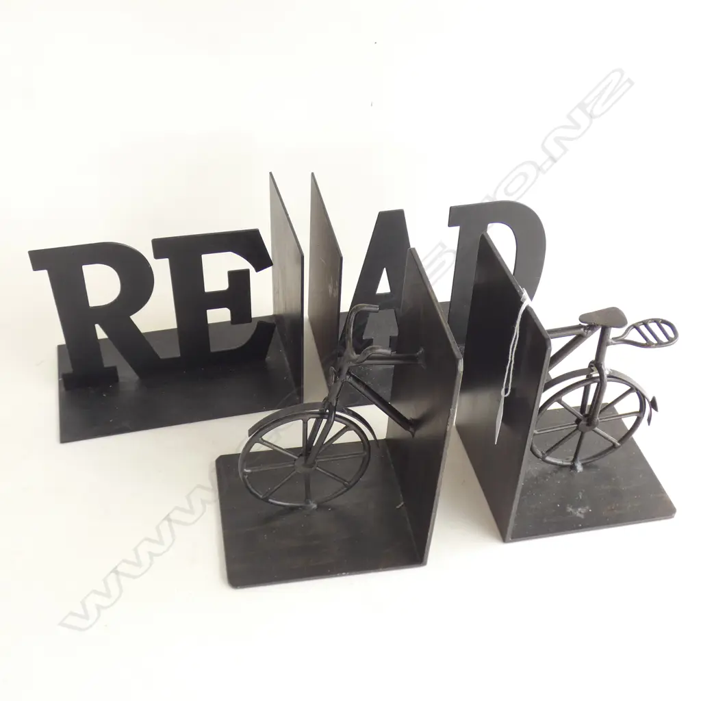 2 PR BLACK METAL BOOK ENDS; 1 BIKE & ONE 'READ' Image 1++