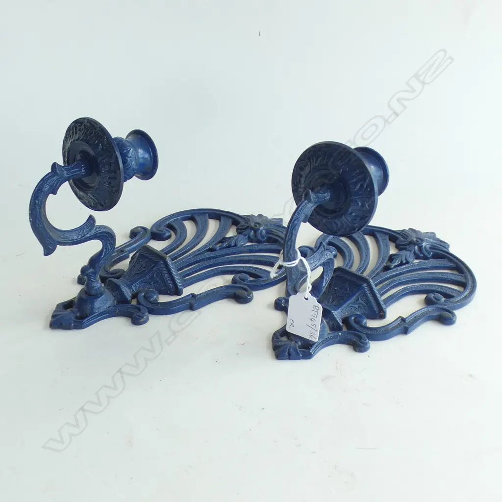 PR BLUE PAINTED VINTAGE CAST IRON WALL CANDLE SCONCES H.260mm Image 1++