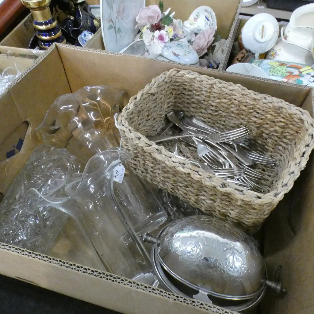 LG BOX LOT ASSTED CUTLERY, EP DISHES, GLASS & CHINA Image 1++