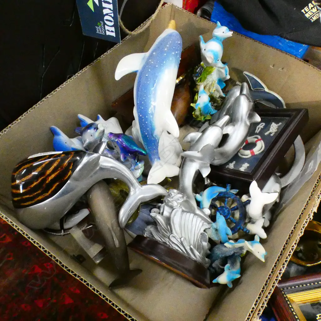 LOT ASST NAUTICAL AND DOLPHIN ORNAMENTS Image 1++