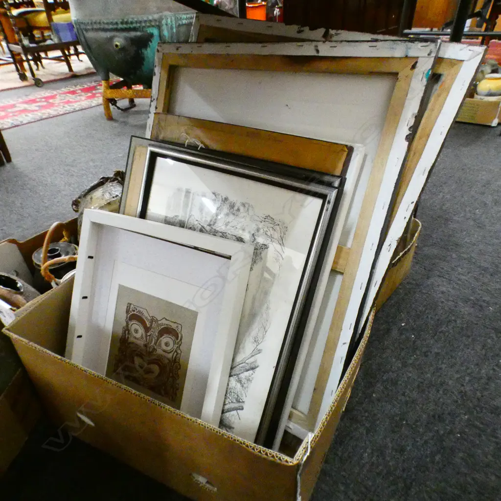 BOX LOT ASST. ARTWORKS Image 1++