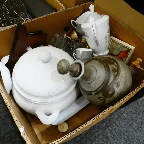 BOX MISC CHINA & GLASS INCL PT ROYAL ALBERT COFFEE SET, BELLEEK ETC..