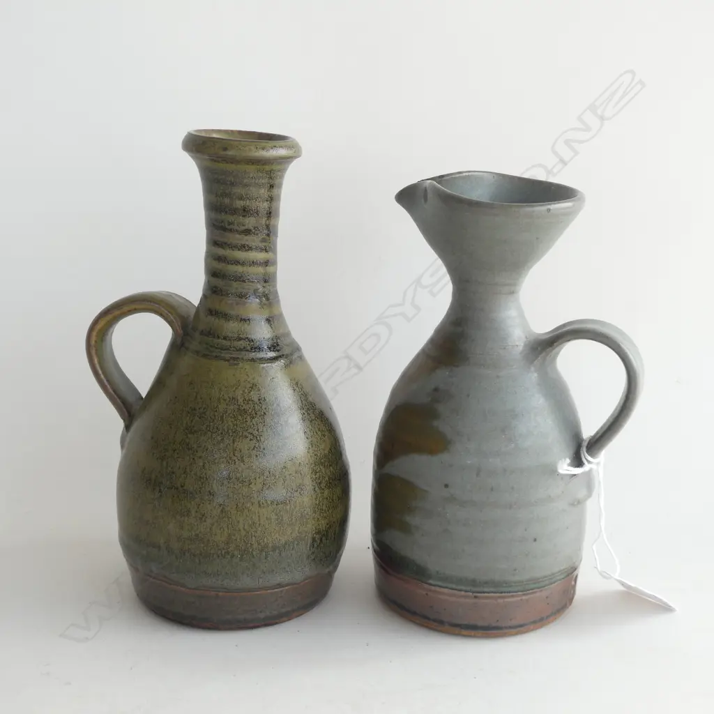 2x PETER STITCHBURY JUGS H.155mm Image 1++