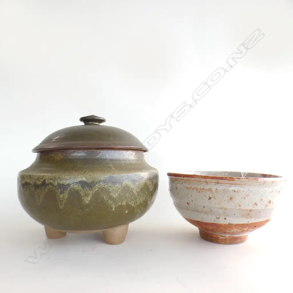 DOREEN BLUMHARDT LIDDED CASEROLE A.F & DIN THORNLEY SHINO BOWL A,F Image 1++