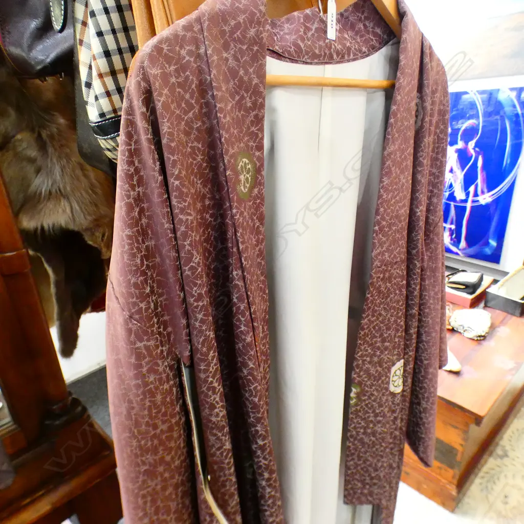 TWO VINTAGE KIMONOS Image 1++