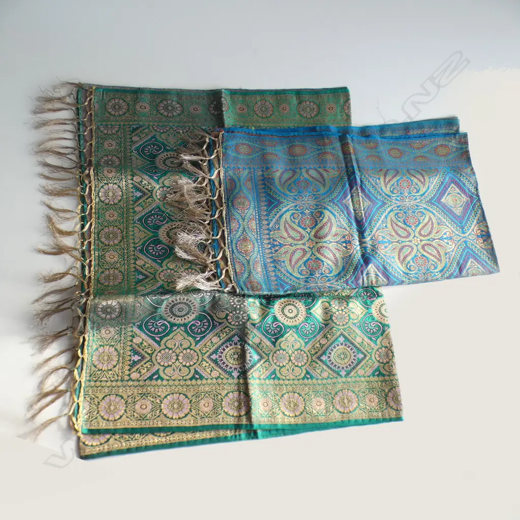 SILK PAISLEY SCARVES Image 1++