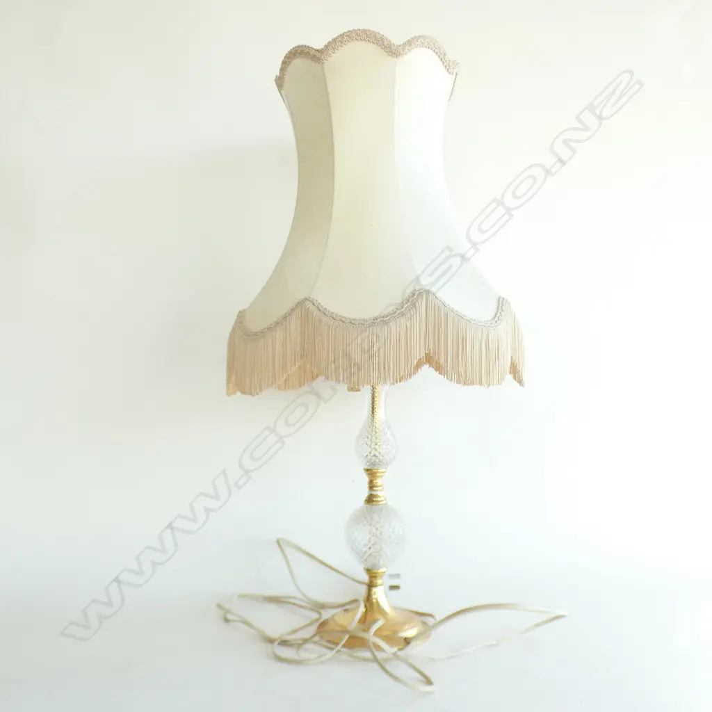 VINTAGE BRASS & GLASS LAMP H.650mm Image 1++