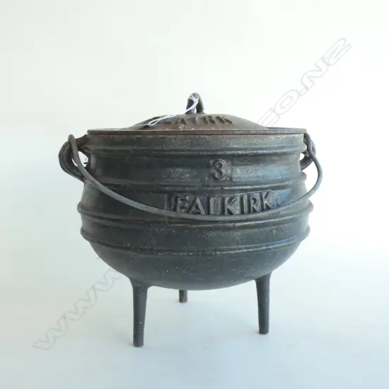 FALKIRK CAST IRON 3 LEGGED LIDDED COOKING POT H.270mm 280mm dia