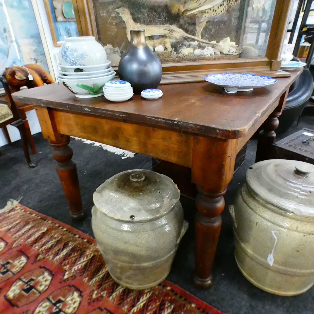 OLD KAURI TABLE 1065x880x660mm Image 1++