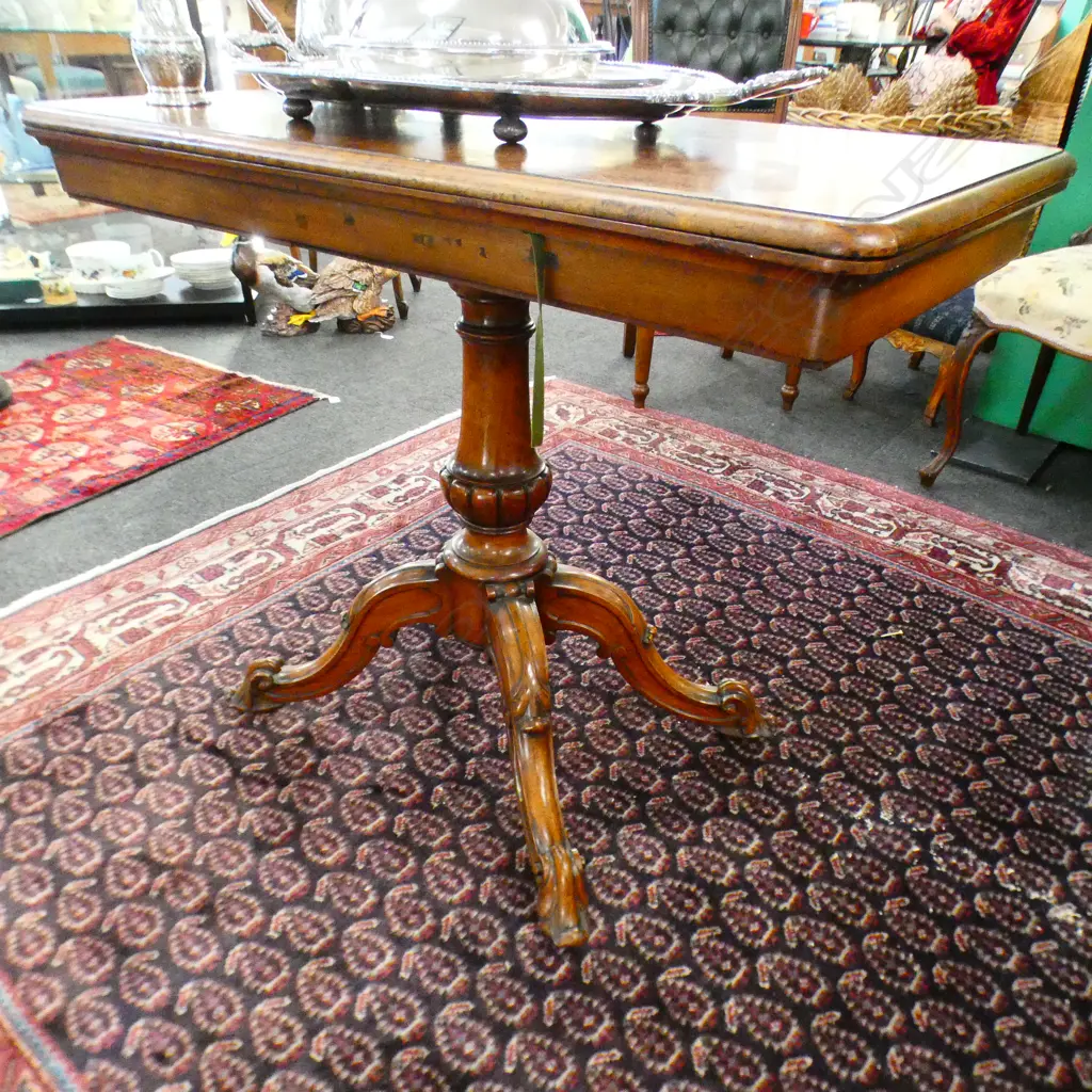 VICTORIAN WALNUT CARD TABLE 910x460x745mm MINOR ATTENTION REQUIRED Image 1++