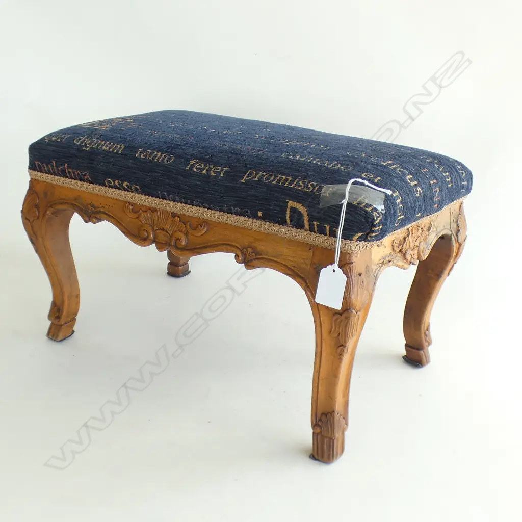 UPHOLSTERED STOOL 450x260mm Image 1++