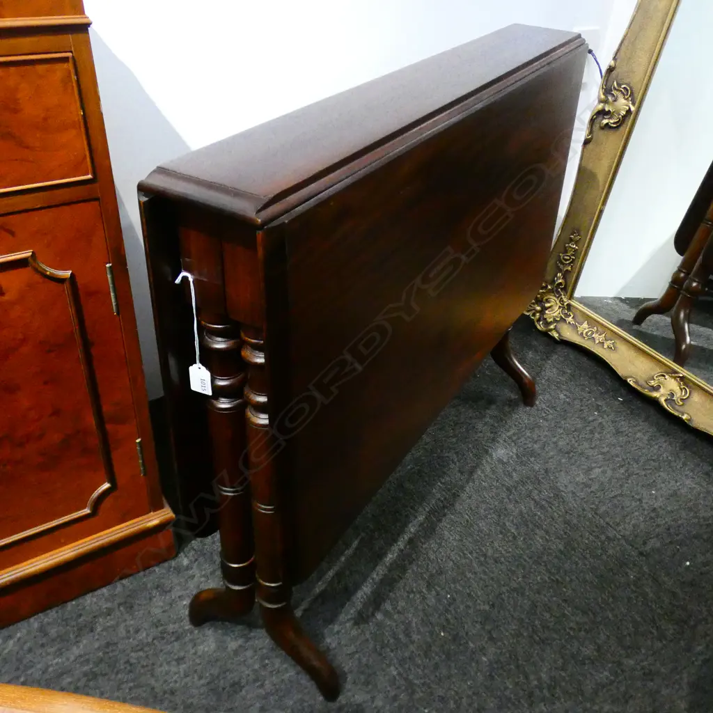 REPRODUCTION DROPSIDE TABLE, 1040mm EXTENDED Image 1++