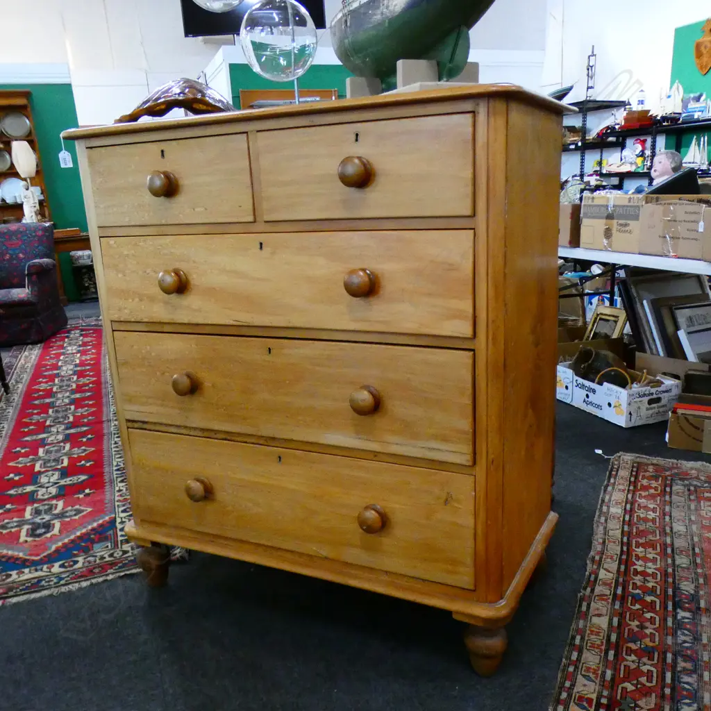 COLONIAL RIMU CHEST OF DRAWERS 1075x520x1195mm FADED MINOR ATT REQUIRED Image 1++