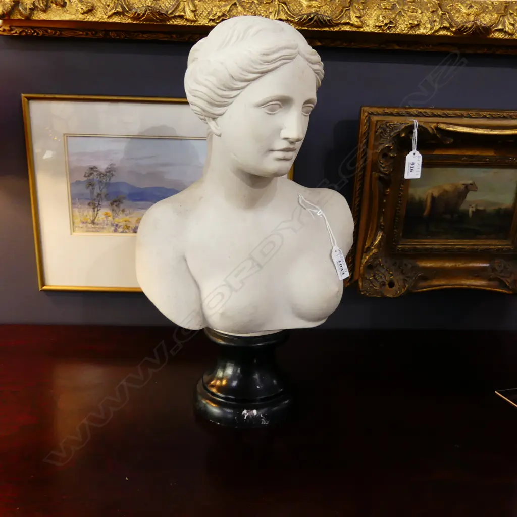 VINTAGE SIMULATED MARBLE BUST OF DIANA  H.410mm (~6kg) Image 1++