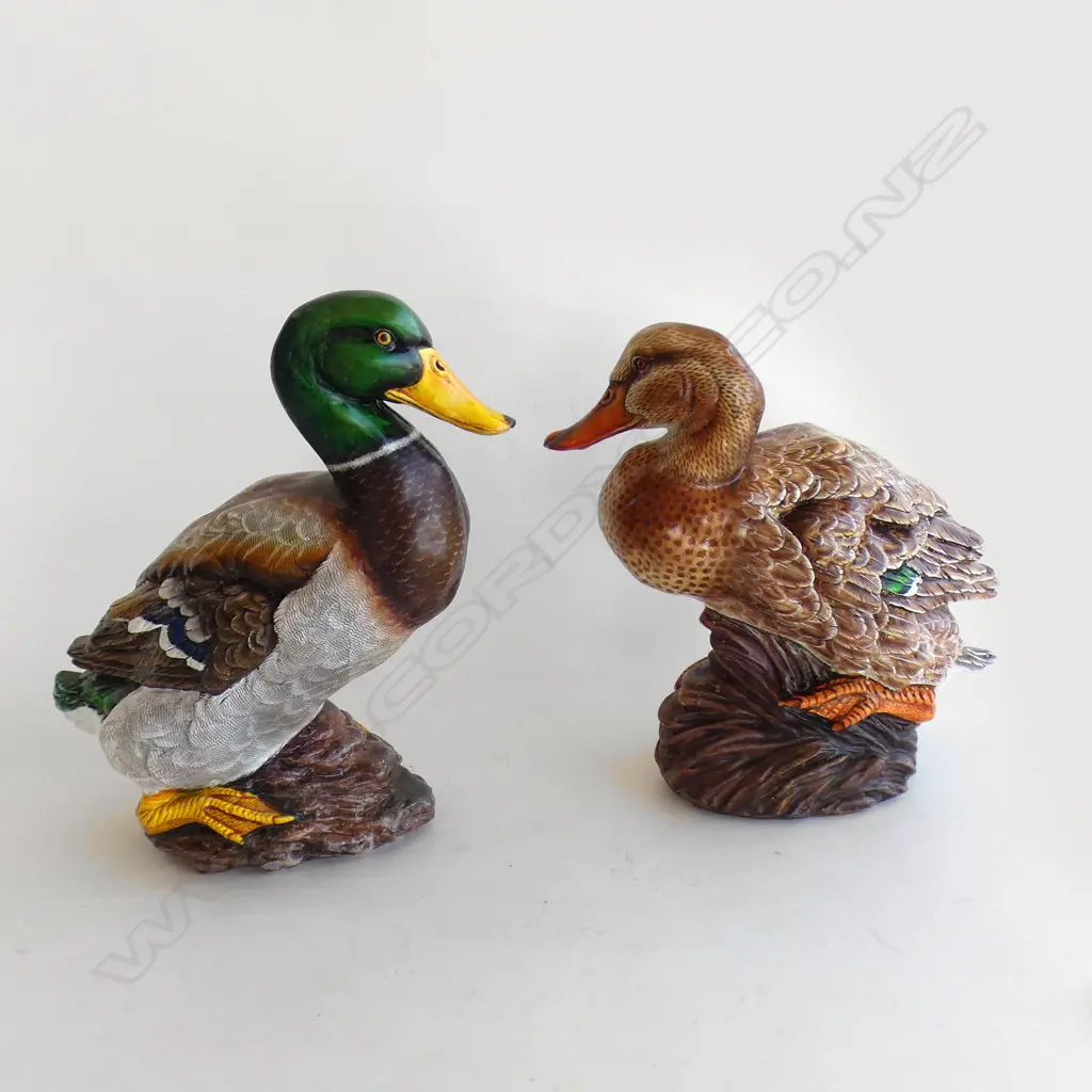 PR HAND PAINTED RESIN DUCKS H.350mm Image 1++