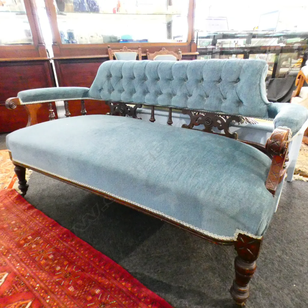 EDWARDIAN SMALL MAHOGANY BLUE COUCH WITH RETICULATED BACK SPLATS Image 1++