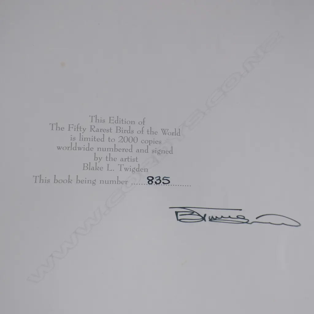 LG REFERENCE BOOK LTD ED 'THE FIFTY RAREST BIRDS OF THE WORLD' BY BLAKE L TWIGDEN  Image 1++