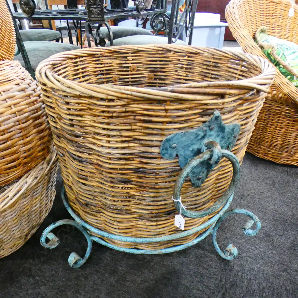 LARGE CANE BASKET w. METAL STAND & HANDLES 620mm dia Image 1++