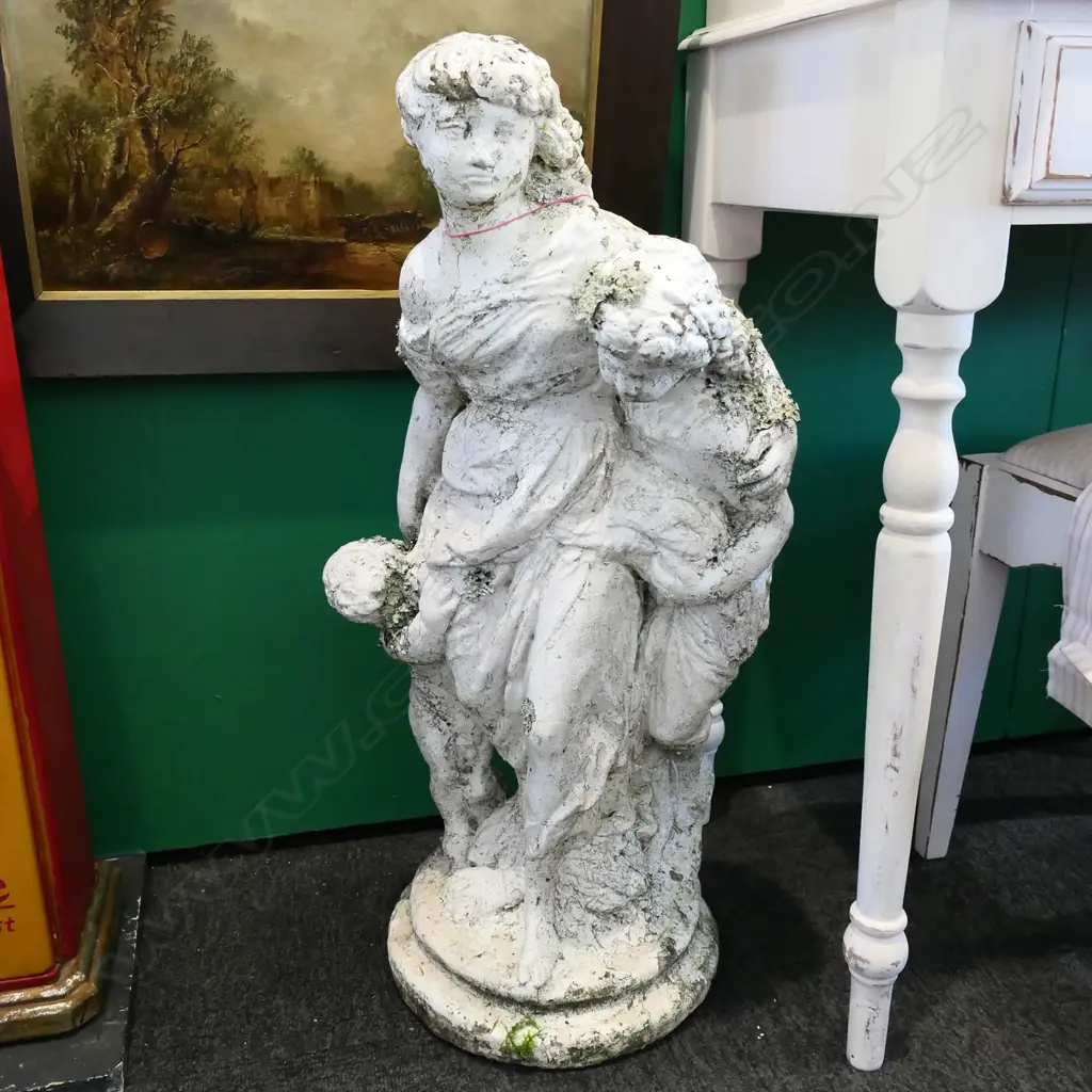 VINTAGE CONCRETE GARDEN STATUE H.750mm Image 1++