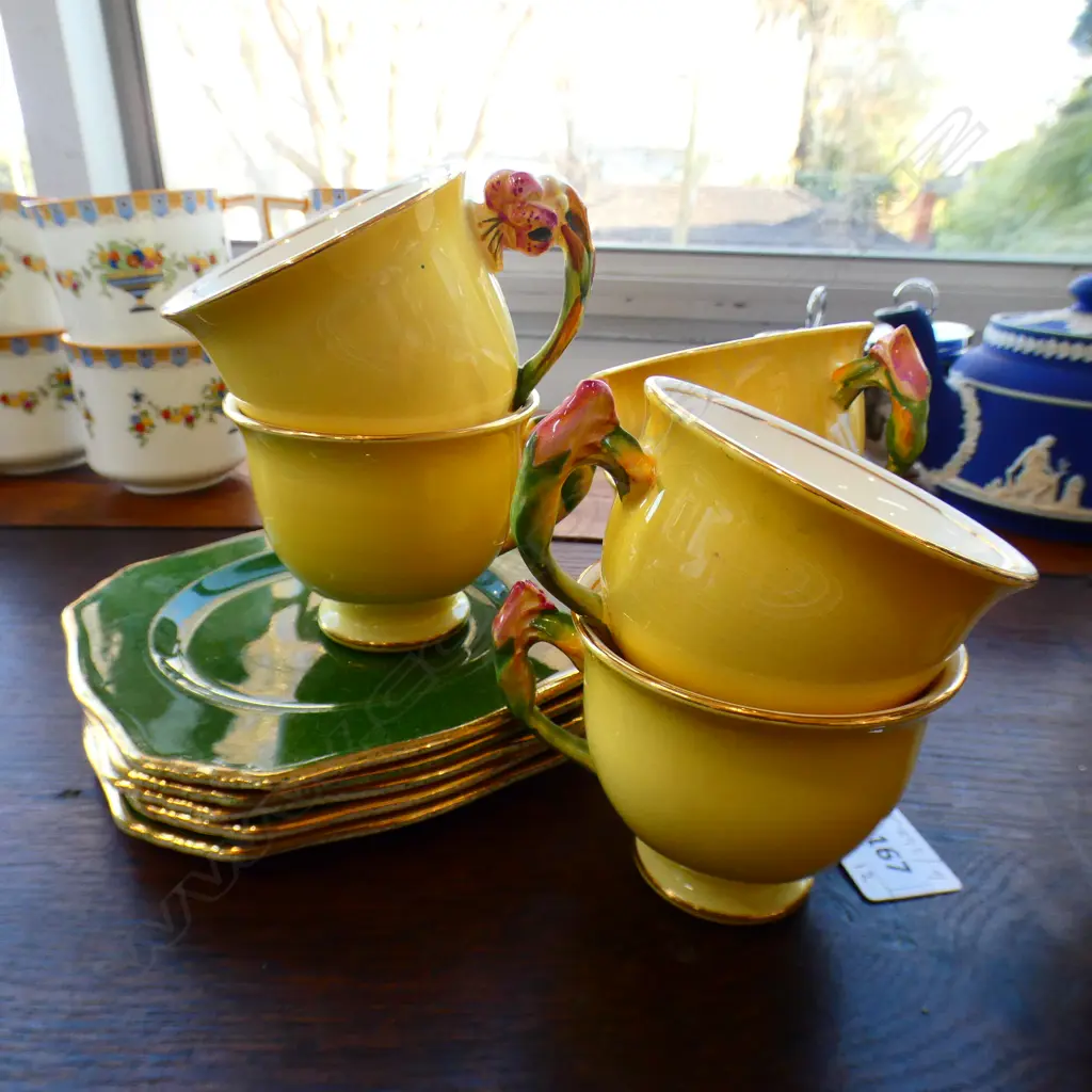 6 ROYAL WINTON CUPS+ 5 PLATES (1 HANDLE CHIPPED) Image 1++