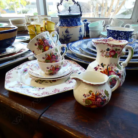 8 PCES MASONS IRONSTONE; PLATE, 2x C/S, MILK, SUGAR, JUG