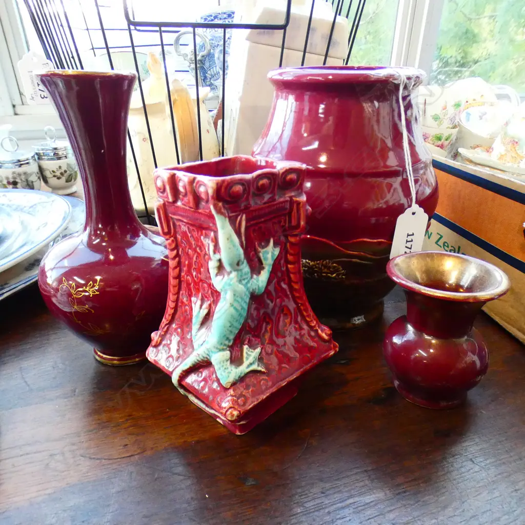 4 MAROON CERAMIC VASES H.180mm Image 1++