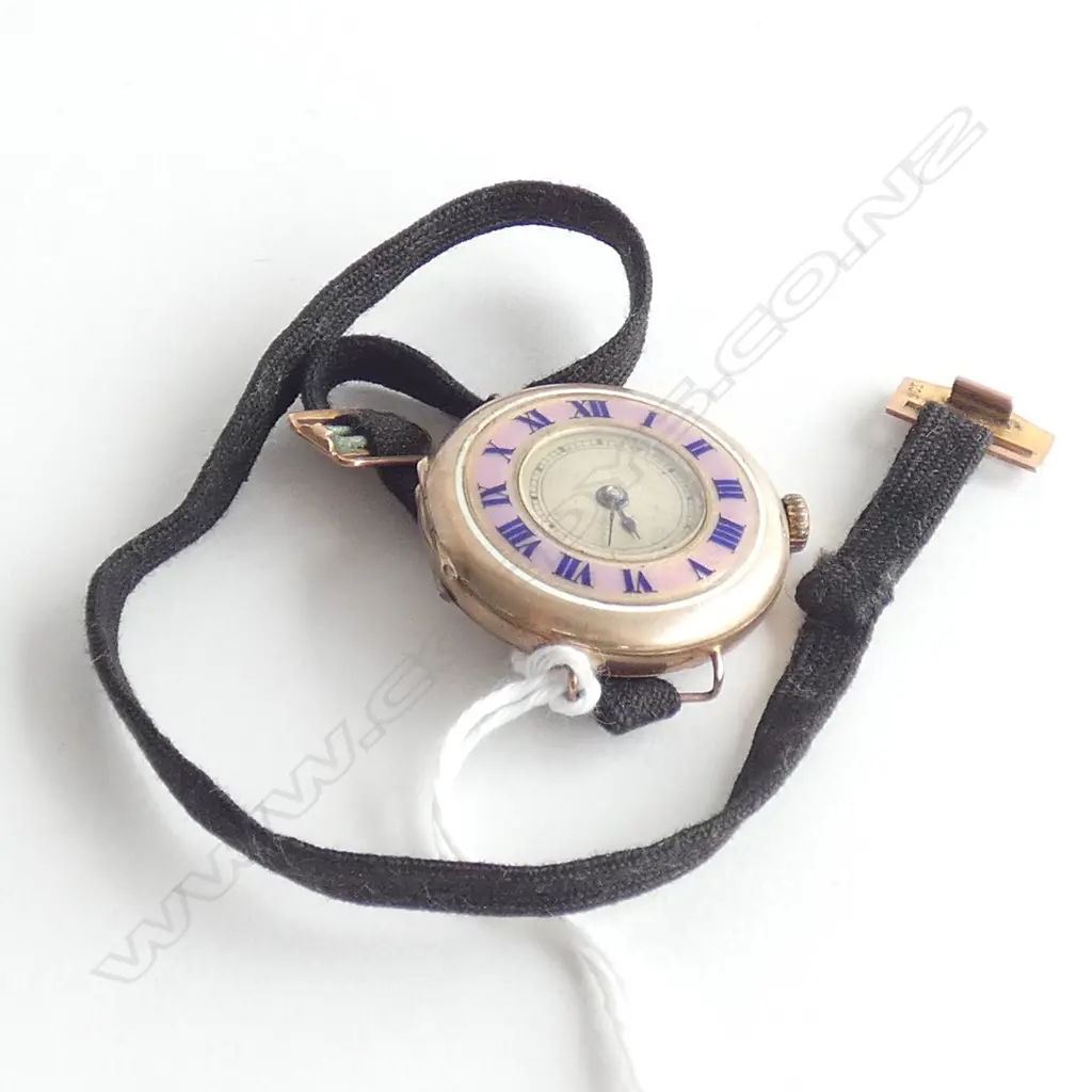9CT VINTAGE LADIES WATCH Image 1++