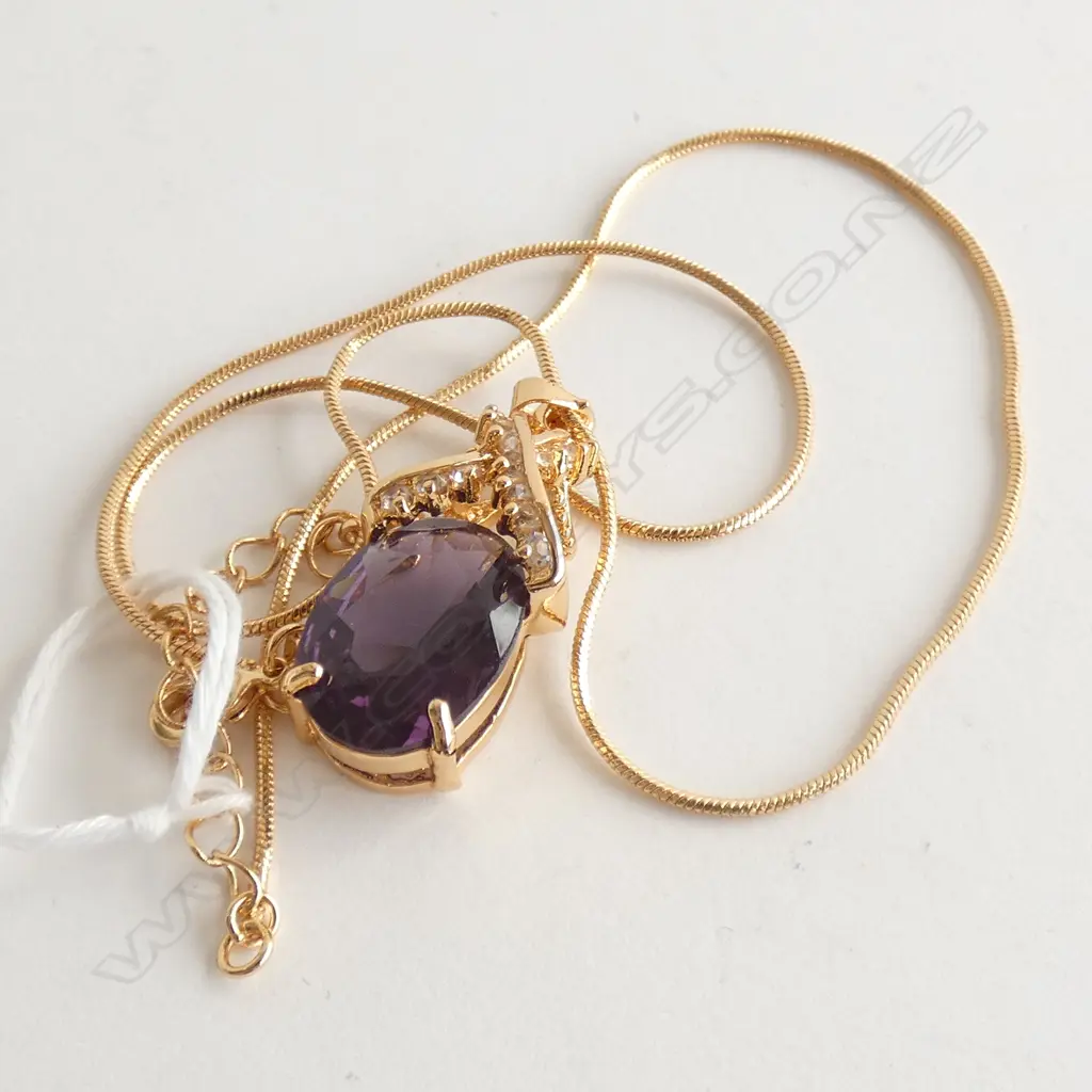CUT QUARTZ GOLD PLATED NECKLACE & PENDANT Image 1++