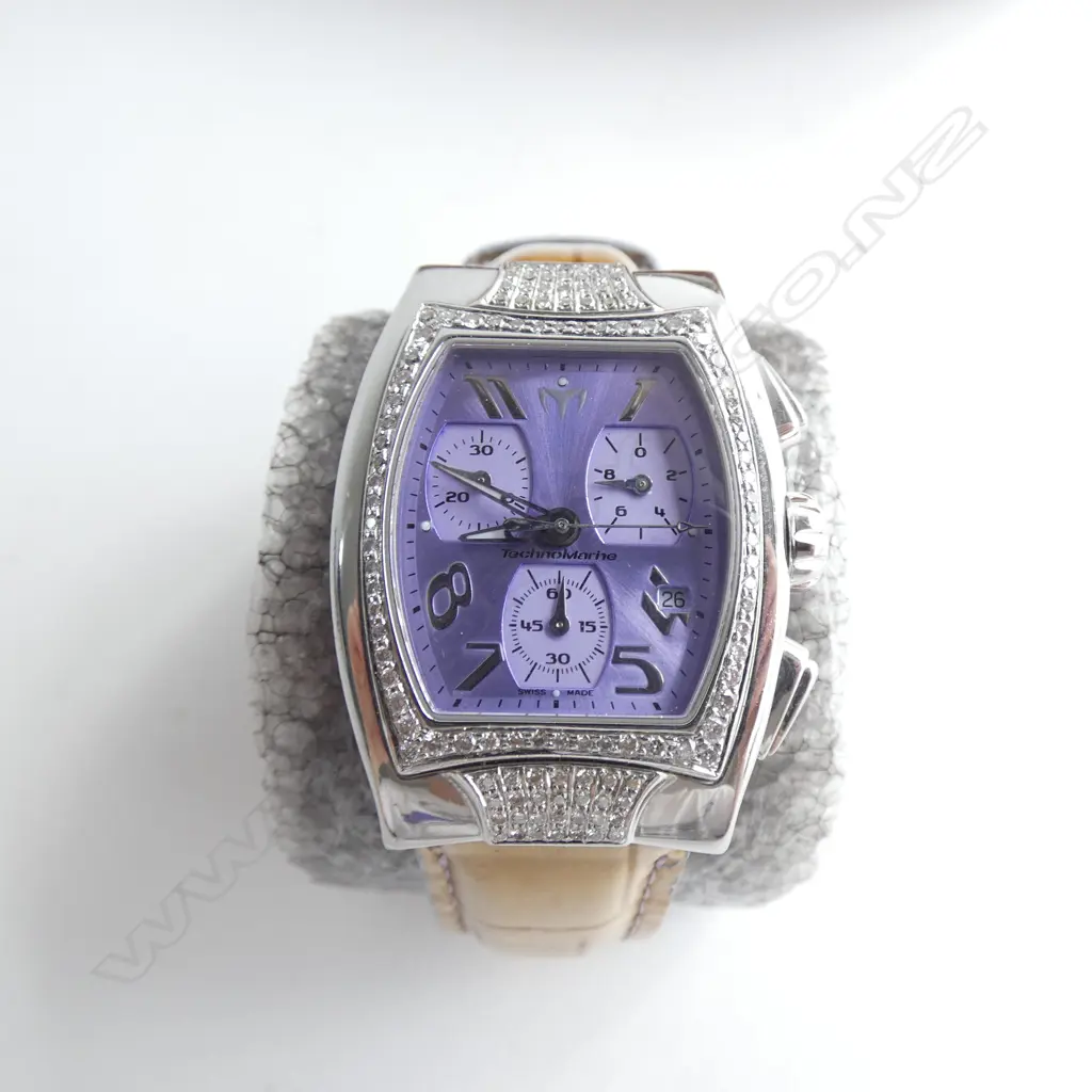 'TECHNOMARINE' WRIST WATCH IN FITTED LEATHER CASE Image 1++