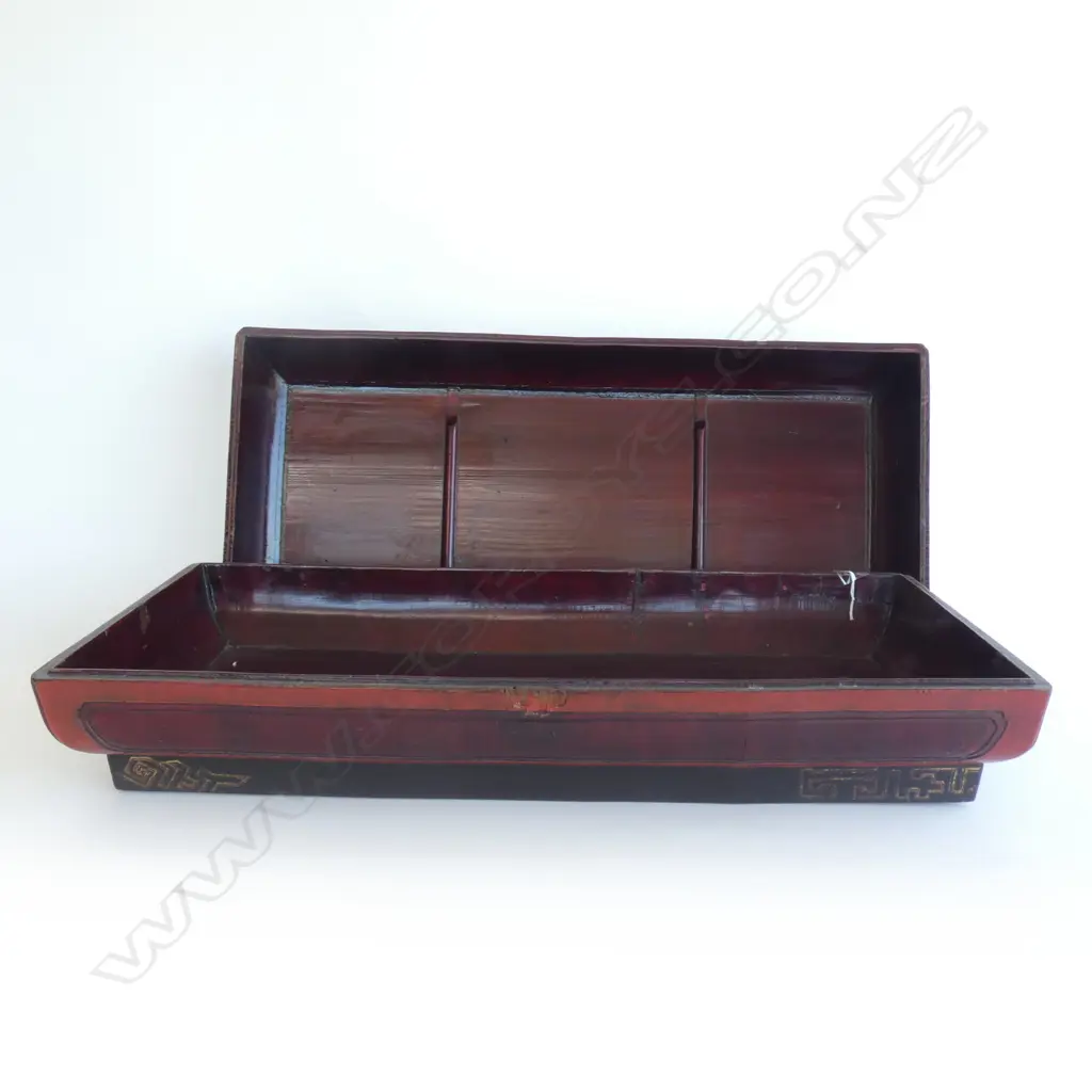 OLD CHINESE RED LACQUER WOOD PAINTING BOX  Image 1++