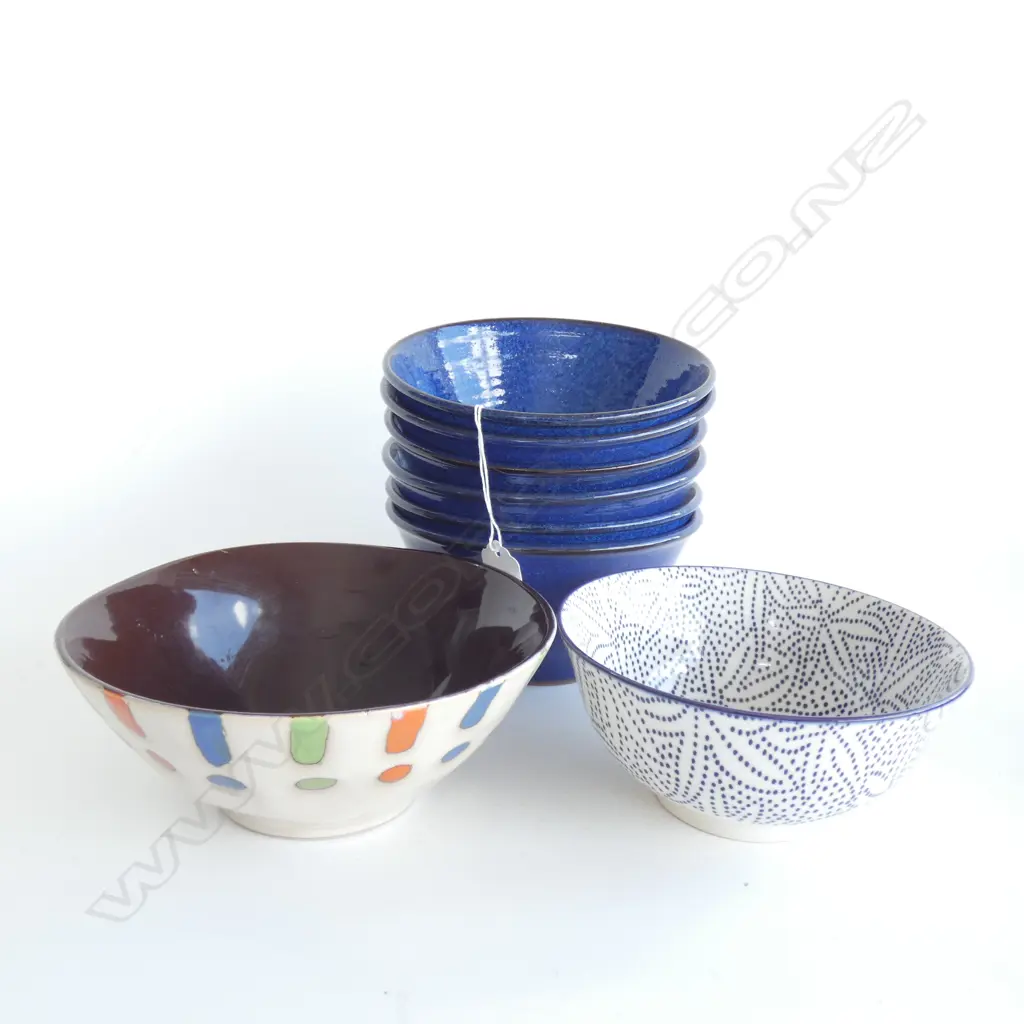 6 BLUE NZ M.SLADE CHEDDAR VALLEY BOWLS (DIA 160MM) + 2 OTHER  Image 1++