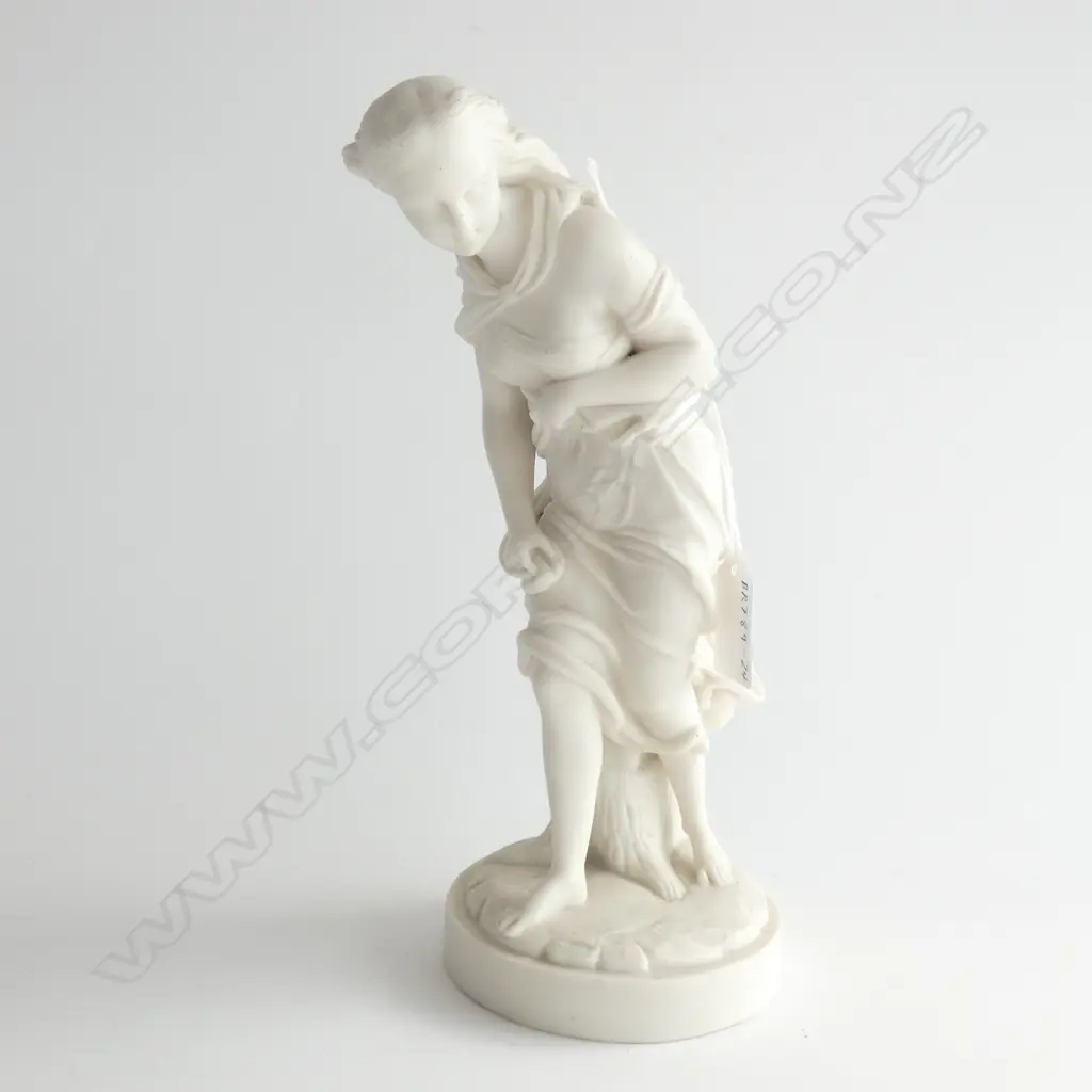 WORCESTER? PARIAN FIGURE 'BEFORE THE WIND' Image 1++