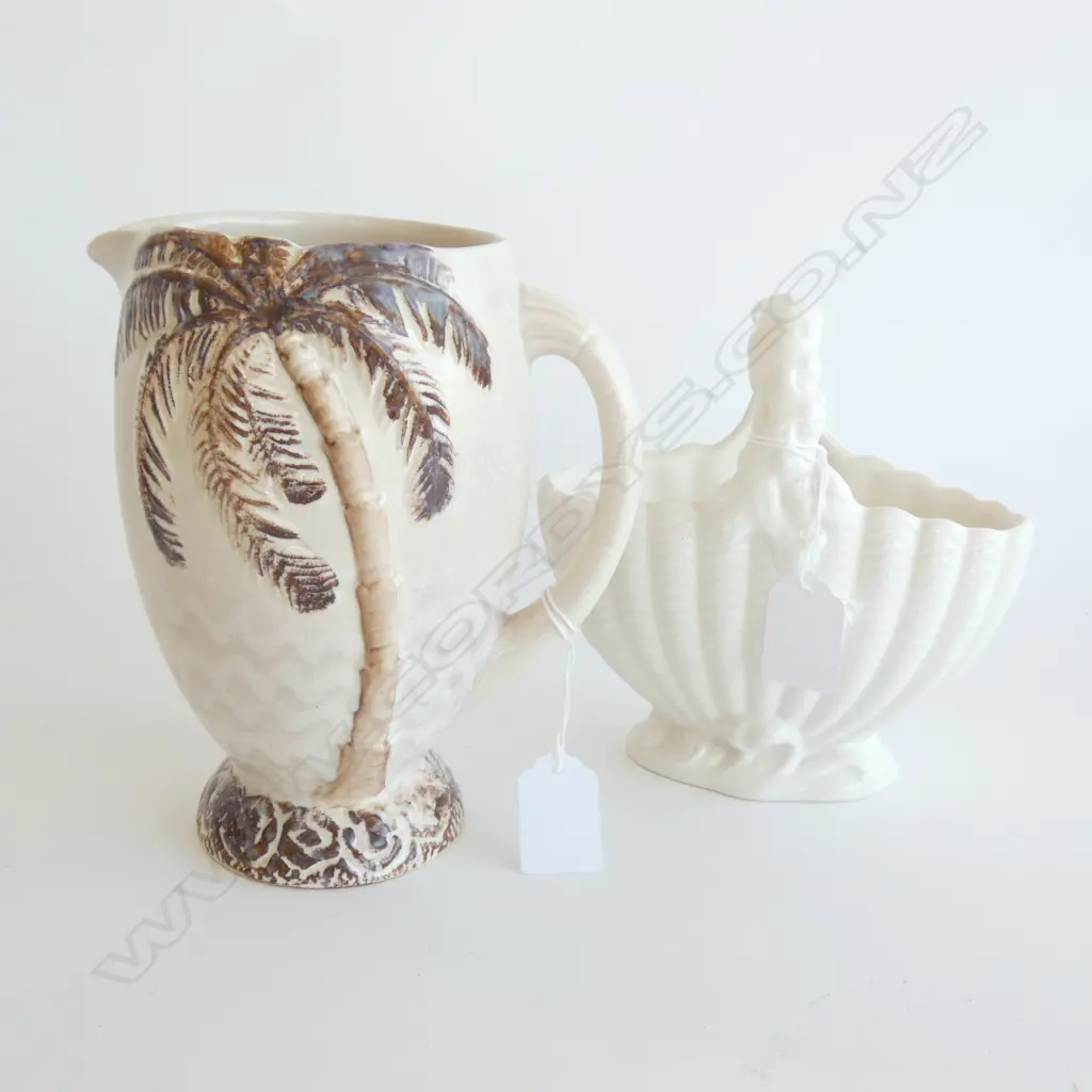 BESWICK PALM TREE JUG (H 185MM) & WHITE ENGLISH BASKET VASE  Image 1++