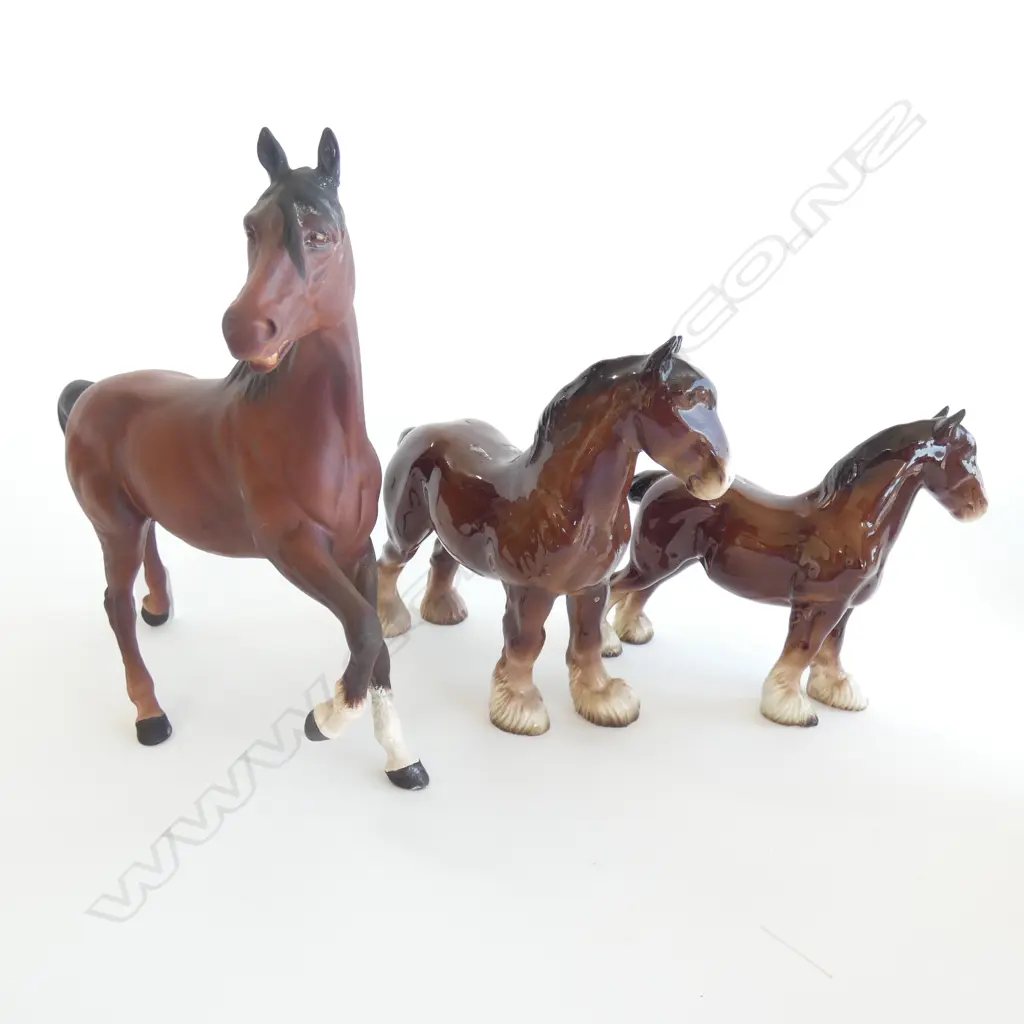 BESWICK BISQUE HORSE (L 220MM) + 2 OTHER HORSES ..... Image 1++