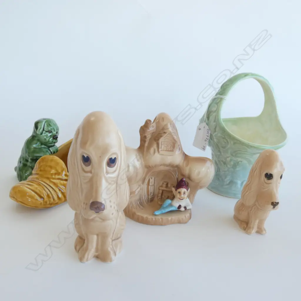 5 SYLVAC PCS; DOG & BOOT/ 2 DOGS/ GNOME W. HOUSE & BASKET VASE  Image 1++