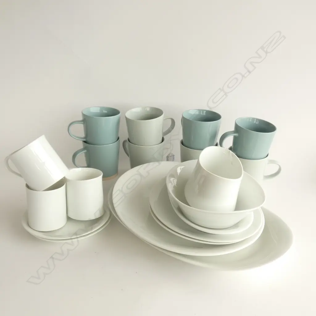 13 PC BIDASOA WHITE DINNERWARE & 8  H&M MUGS Image 1++