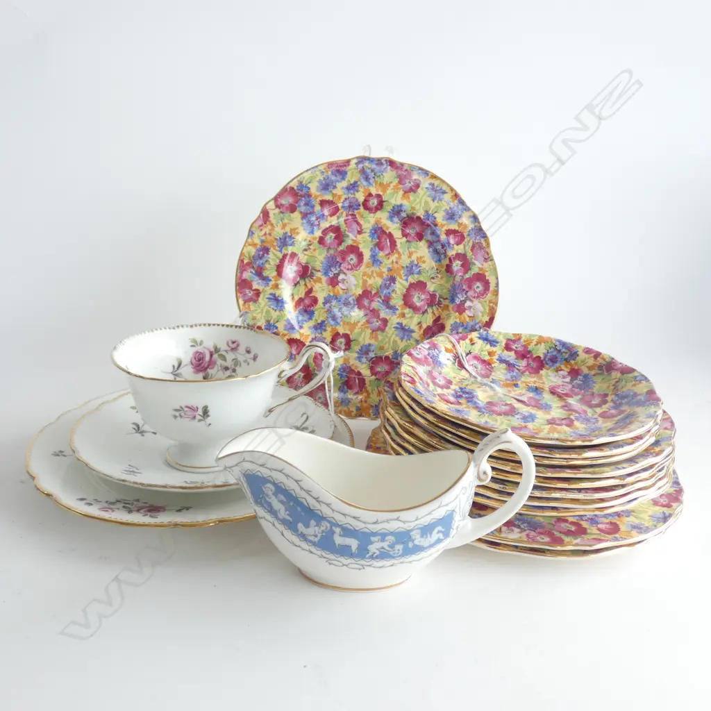 STACK ROYAL WINTON ROYALTY AOF PLATES & SAUCERS / SHELLEY TRIO + 1 OTHER Image 1++