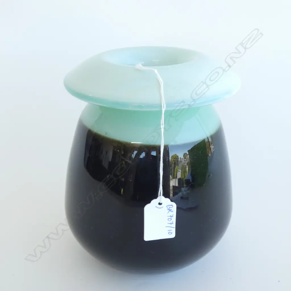 ART GLASS VASE H.200mm Image 1++