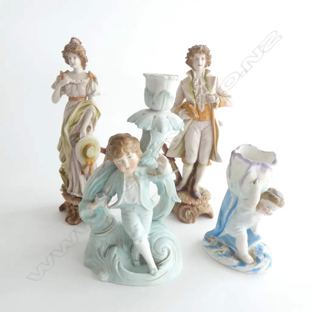 4 VICTORIAN BISQUE FIGURINES TALLEST H. 210MM Image 1++