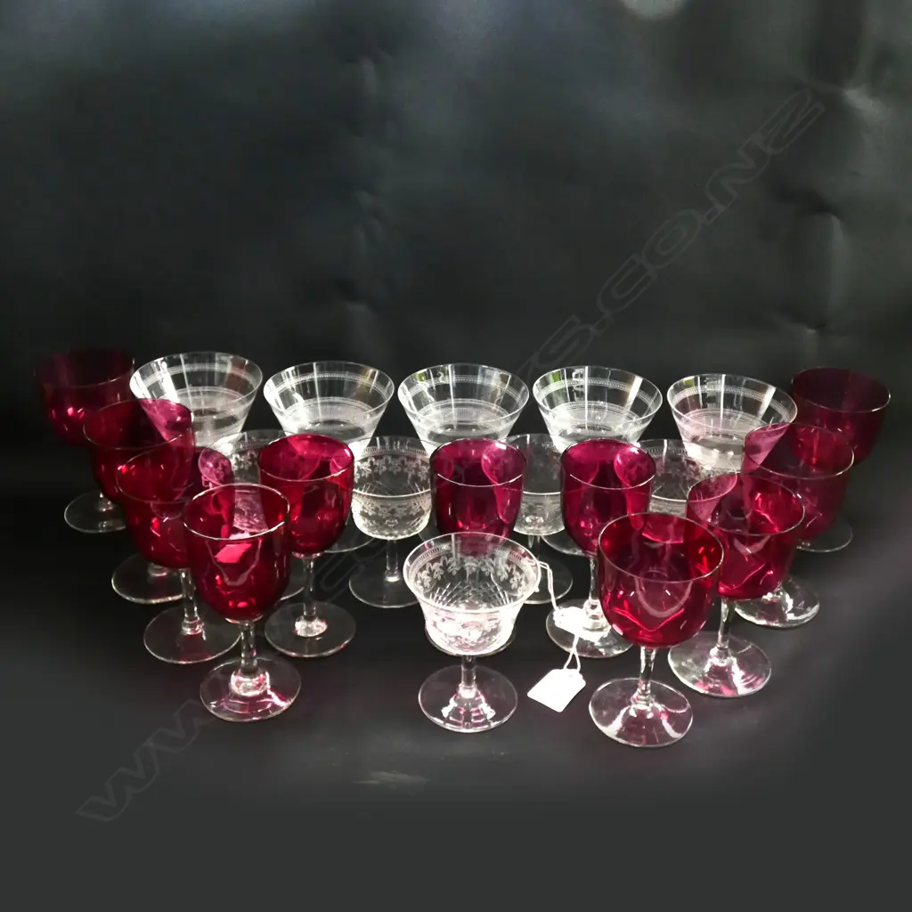 SELECTION OF VINTAGE STEM WARE; 11 RUBY GLASSES + 10 ETCHED  Image 1++